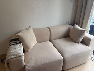 （分類：）位於 。 由 mktasg 提交（商品編號 1378997315，圖片 1）。簡介： 。