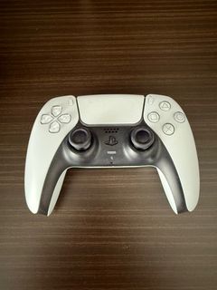 (Category: ) located in . Submitted by fangtastical (Listing ID 1378930869, Image 1). Description: .