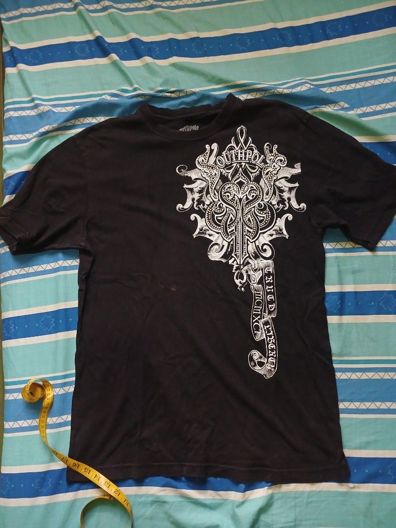 Southpole Rhinestones Tee (Category: Tshirts & Polo Shirts ) located in Taguig. Submitted by mallowset (Listing ID 1379075855, Image 1). Description: width - 22 length - 31 shoulder - 20.5 issue - bleached spot, small paint splatter.