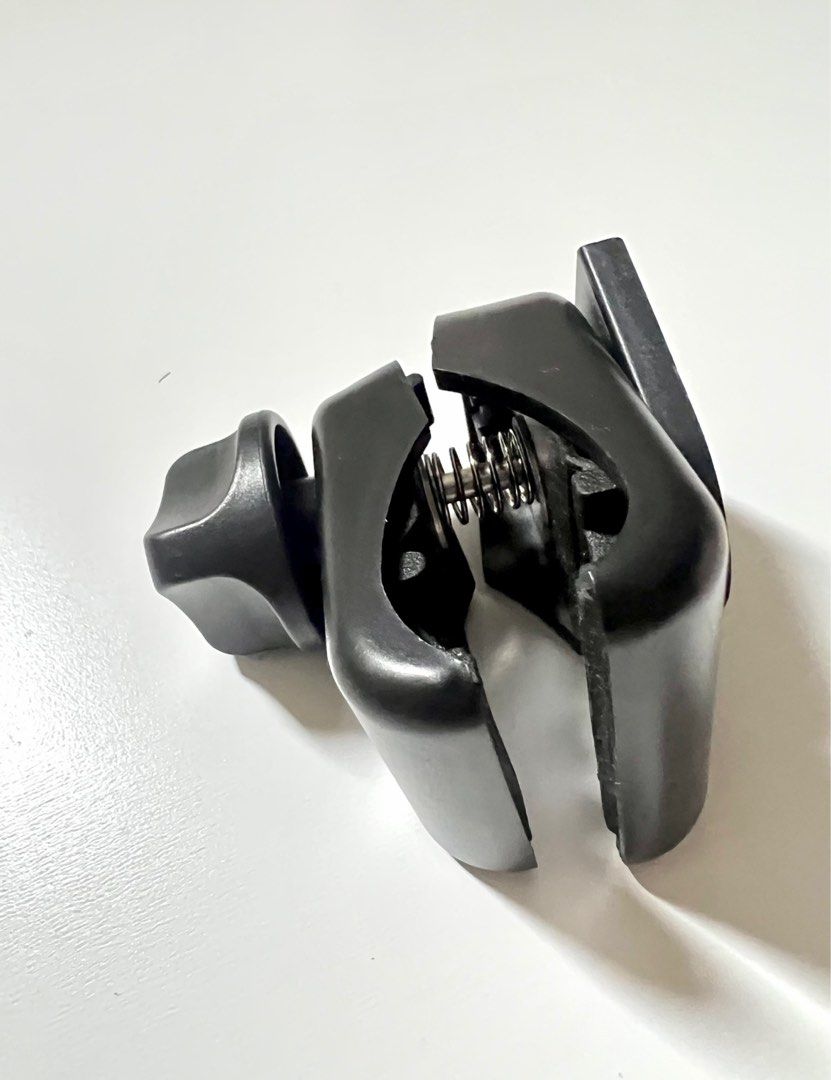 Sunveno stroller cup & phone holder (Category: Other Babies Going Out Needs) located in Manila. Submitted by khaeeeeee (Listing ID 1379029412, Image 3). Description: .
