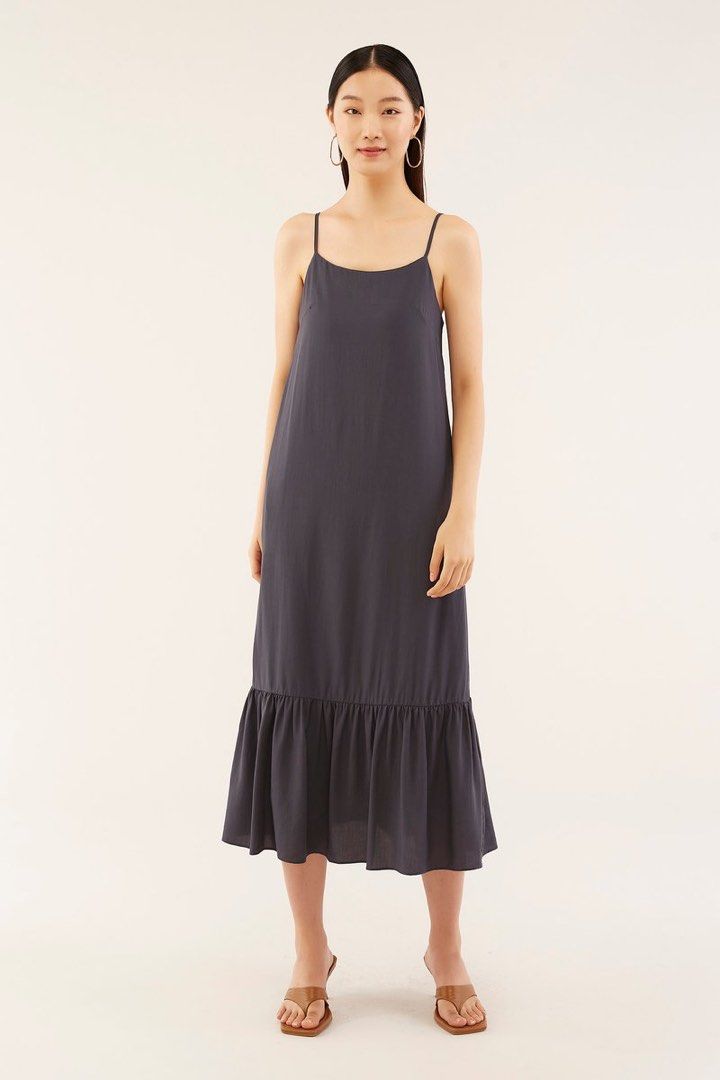 The editor market TEM Zander Frill-hem Dress - Navy BluE (Category: Dresses) located in Singapore. Submitted by lipstickbrush (Listing ID 1379109819, Image 1). Description: RTP 45.