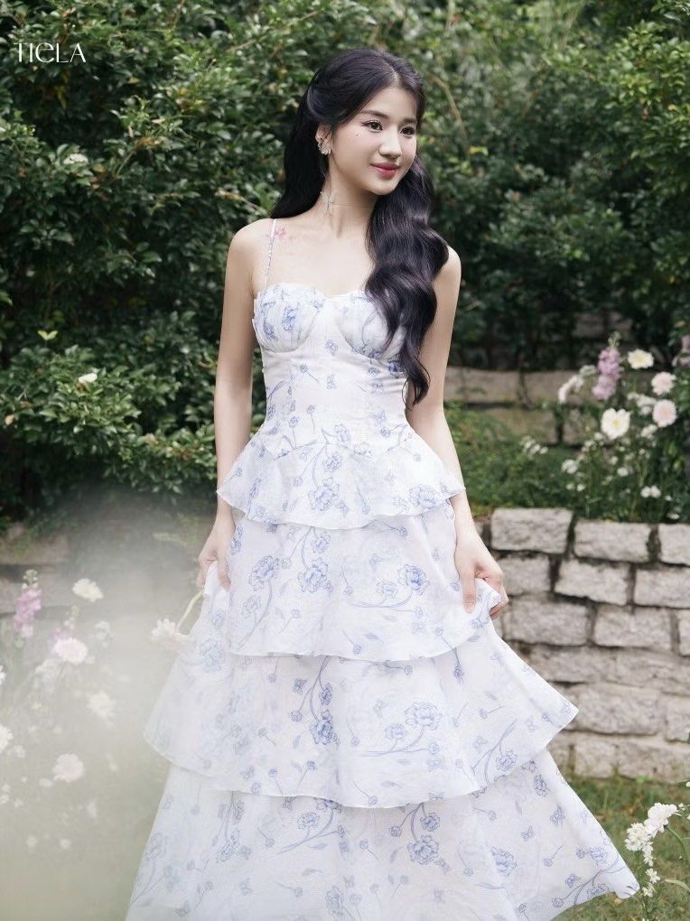 TIELA FLORAL EVERLY DRESS (Category: Dresses) located in Singapore. Submitted by trinitypaws (Listing ID 1379111093, Image 1). Description: Lightly worn once! Size S. OOS on their Shop** site! Vietnamese brand. Rtp: $58.75 +$3 for tracked mail.