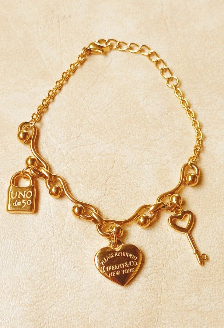 Tiffany & co. Bracelet from japan (Category: Luxury Accessories) located in Manila. Submitted by osaze_27japanbags (Listing ID 1378968595, Image 2). Description: Tiffany & co. bracelet from japan no flaws with stamp with gift box size adjustable kindly pm me.