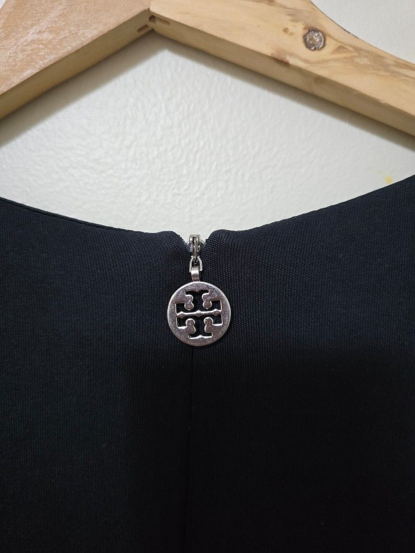 Tory Burch Dress (Category: Dresses) located in Malolos. Submitted by ciantin (Listing ID 1378972536, Image 2). Description: Authentic. Fits XS-S. Stretchable. No when worn.