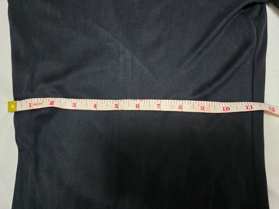 Tory Burch Dress (Category: Dresses) located in Malolos. Submitted by ciantin (Listing ID 1378972536, Image 3). Description: Authentic. Fits XS-S. Stretchable. No when worn.