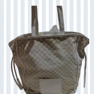 (Kategori: ) berada di . Dikirim oleh tas.vintage.sha_num (ID iklan 1378965707, Gambar 1). Deskripsi: .
