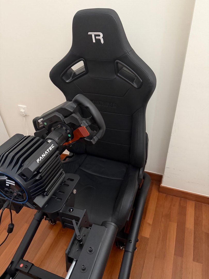 Trak Racer TR8  Pro Racing Simulator Cockpit with Fanatec Wheel63109552200577111