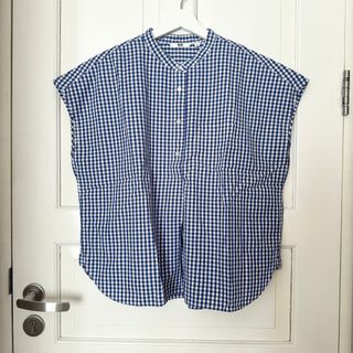 (Kategori: ) berada di . Dikirim oleh madamevintage.id (ID iklan 1379031450, Gambar 1). Deskripsi: .