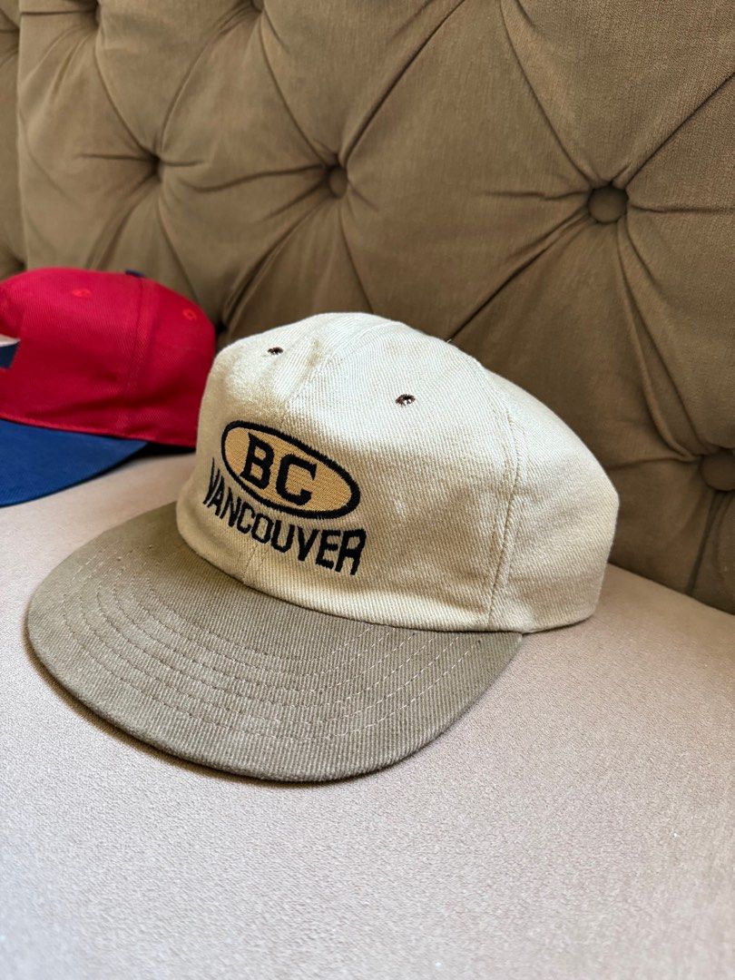 VINTAGE BC VANCOUVER (Category: Caps & Hats) located in Manila. Submitted by pricendimes_23 (Listing ID 1378934494, Image 1). Description: .