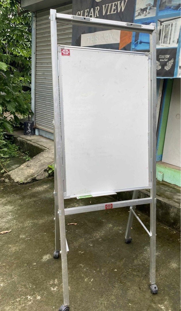 WHITEBOARD WITH STAND (Category: Office Furniture & Fixtures) located in Rodriguez. Submitted by buenaventurashyryl (Listing ID 1378958552, Image 1). Description: Whiteboard with stand and wheels loc: montalban, rizal for pick up only.
