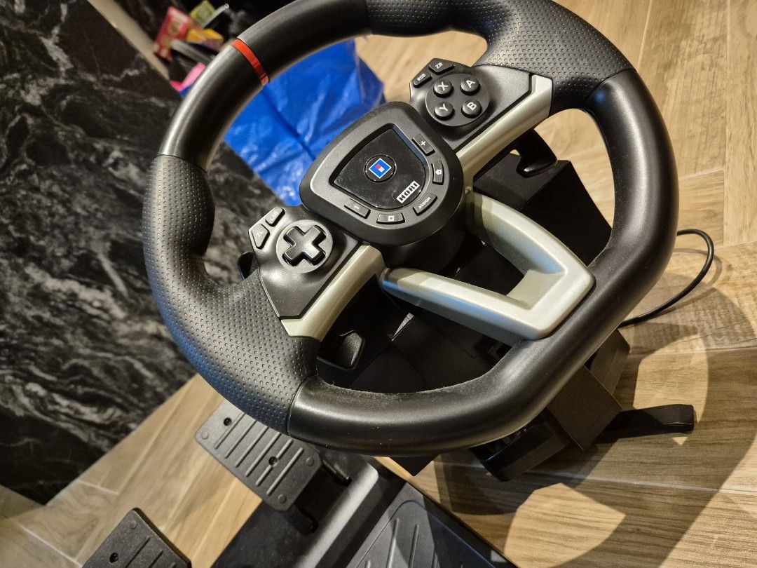WTS: Hori racing wheel for Switch and PC, Video Gaming, Gaming ...