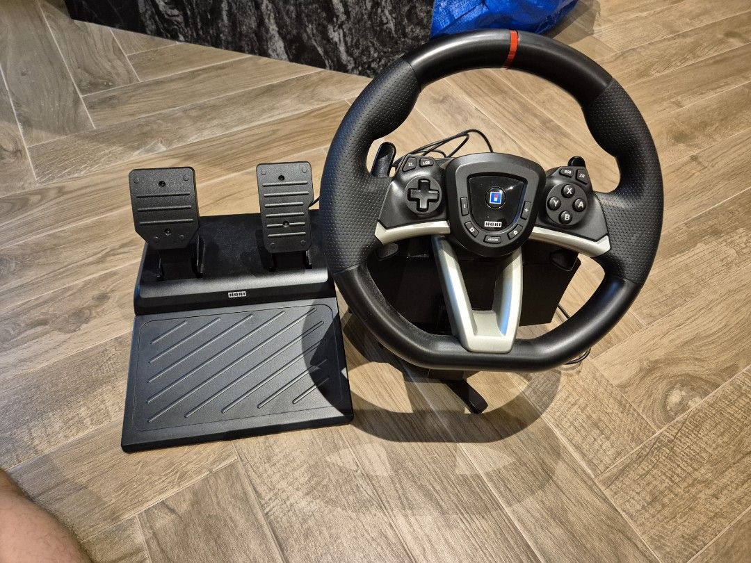 WTS: Hori racing wheel for Switch and PC, Video Gaming, Gaming ...