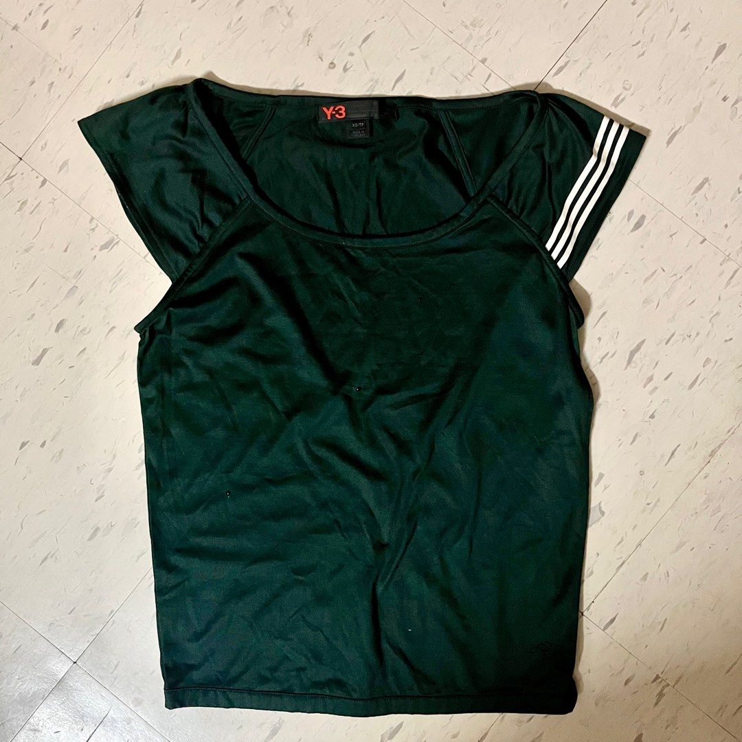 Y-3 Adidas black athleisure tee (Category: Shirts) located in Manila. Submitted by styledbysha (Listing ID 1379112906, Image 1). Description: .