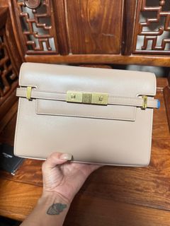 （分類：）位於 。 由 manymany246 提交（商品編號 1379108464，圖片 1）。簡介： 。