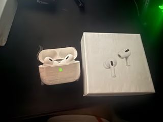 (Category: ) located in . Submitted by zapdeals_sg (Listing ID 1379099190, Image 1). Description: .