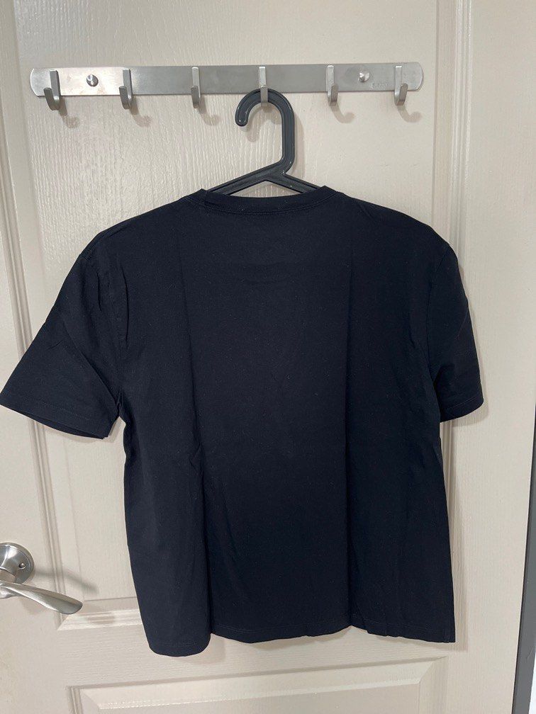 Zara Cotton Black Tshirt in Medium (Category: Shirts) located in Taguig. Submitted by ztrini (Listing ID 1378949897, Image 3). Description: Never used but only washed. This has a loose fit for a size Small.