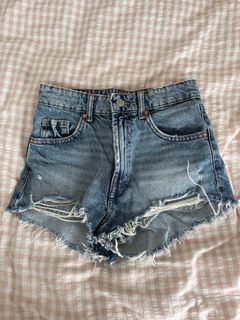 (Category: ) located in . Submitted by se12345678910 (Listing ID 1379015964, Image 1). Description: .