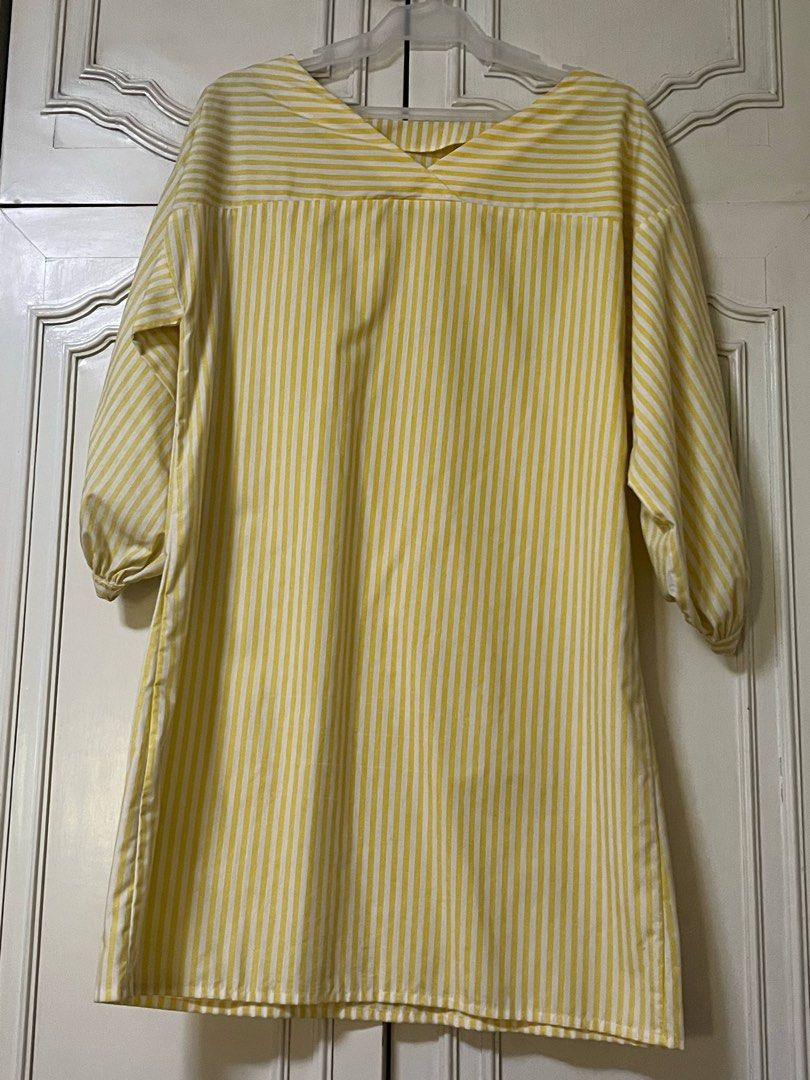 Zara Dress (Category: Dresses) located in Quezon City. Submitted by sof1958 (Listing ID 1378931347, Image 1). Description: Like new Size: XS but fits up to medium size body frame.