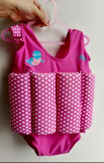 (Kategori: ) berada di . Dikirim oleh shemaia_store (ID iklan 1378972390, Gambar 1). Deskripsi: .