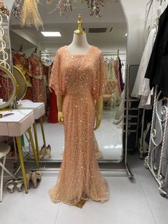（分類：）位於 。 由 ToBeLove_Bridal 提交（商品編號 1379149619，圖片 1）。簡介： 。