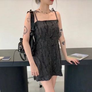由 iii__a (刊登 ID 1379166963，圖片 1) 提交，位於 的 (類別：)，說明：。