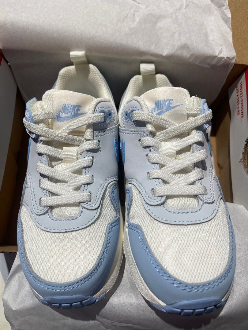由 purple_peter_pan (刊登 ID 1379275334，圖片 2) 提交，位於 新北市 (New Taipei) 的 ᴾ「全新·不議價」 NIKE Air Max 1 Easyon PS 中童 氣墊運動鞋 DZ3308-116 (類別：嬰兒及兒童流行時尚)，說明：🔺全新商品不議價🔺 🔺商品尺寸：US 11c / 17cm 🔺商品型號：DZ3308-116 🔺閑置品 ❗️商品來源皆為授權經銷商門市❗️ ❗️如有疑慮、完美主義者，請自行去門市購買，請勿下單❗️。