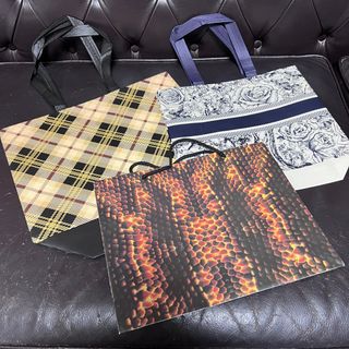 由 viviangoods (刊登 ID 1379186272，圖片 1) 提交，位於 的 (類別：)，說明：。