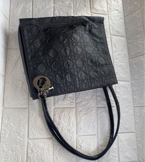 (Category: ) located in . Submitted by bkiss (Listing ID 1379263322, Image 1). Description: .