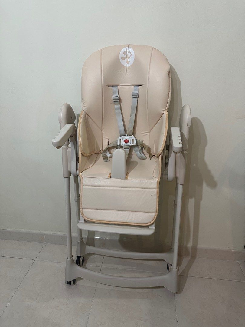 Baby High Chair with Tray (Category: Baby High Chairs) located in Singapore. Submitted by jessie_yee90 (Listing ID 1379210950, Image 3). Description: (Adjustable Baby High Chair – Multi-Position Recline) Reclining seat with harness for safety Height adjustable Removable tray for easy cleaning Folds for storage Soft padded seat (Fisher-Price Zebra Walker) Helps baby learn to walk Includes lights, sounds, music, and activities Encourages motor skil