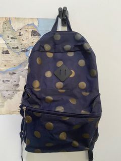 (Kategori: ) berada di . Dikirim oleh viena555 (ID iklan 1379189558, Gambar 1). Deskripsi: .