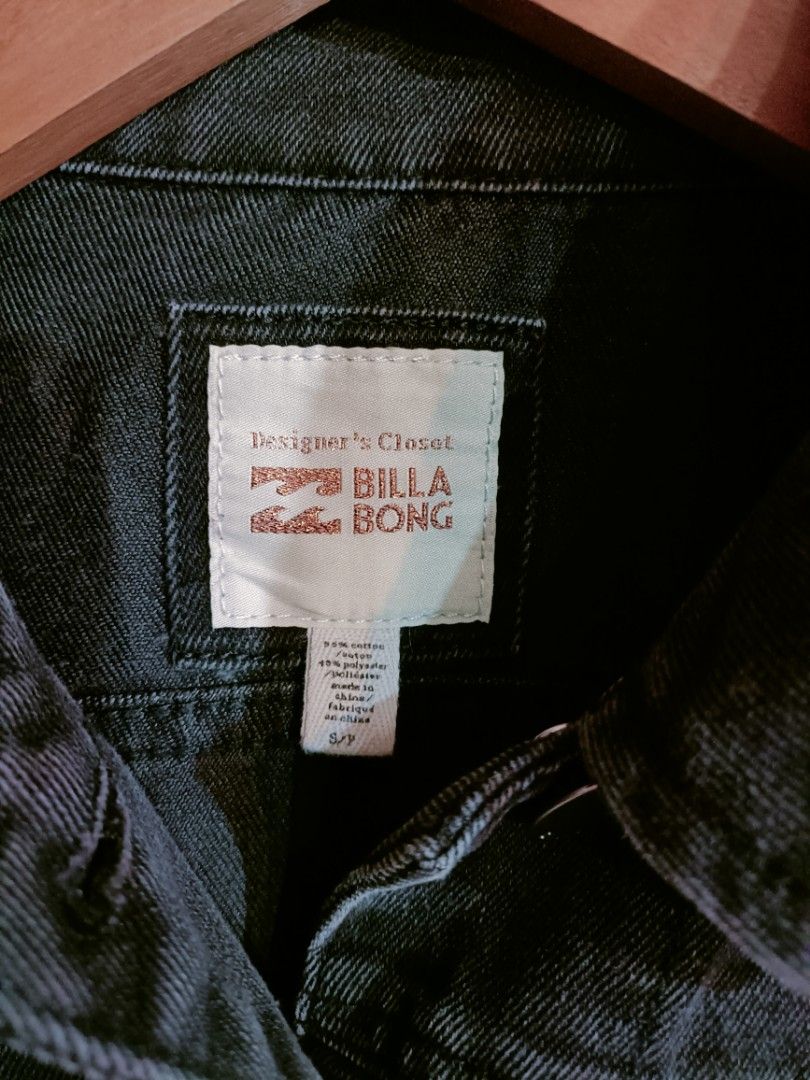 Billabong denim jacket (Category: Coats, Jackets and Outerwear) located in Quezon City. Submitted by selectorsthrift (Listing ID 1379282290, Image 2). Description: used liked new denim jacket for women. croptop cut. with distresed design. dimes 17x18.