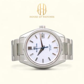 (Category: ) located in . Submitted by houseofwatches.sg (Listing ID 1379193313, Image 1). Description: .