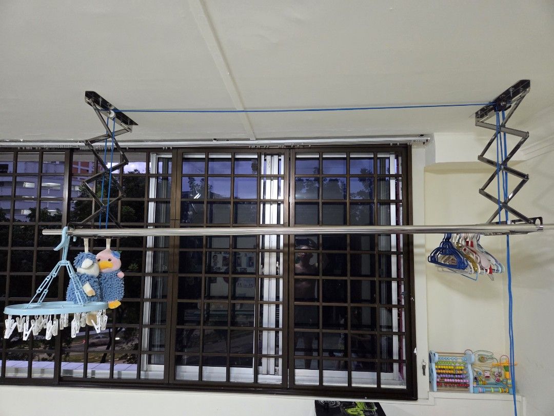 Ceiling Mounted Clothes Drying Rack
