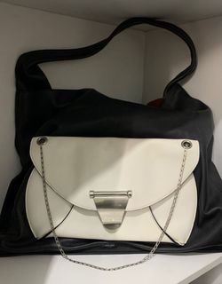 (Kategori: ) berada di . Dikirim oleh starsunnn.preloved (ID iklan 1379166790, Gambar 1). Deskripsi: .