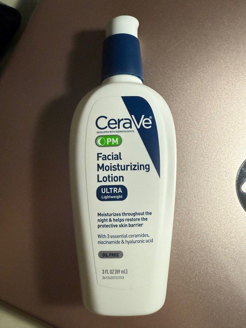 CERAVE facial moisturizing lotion (Category: Face Care) located in Quezon City. Submitted by aikoa (Listing ID 1379254550, Image 1). Description: Authentic Bought from Watsons for P1450, see sticker but no price. U can search online :)) Used (90% remaining content) RFS: not for my skin .