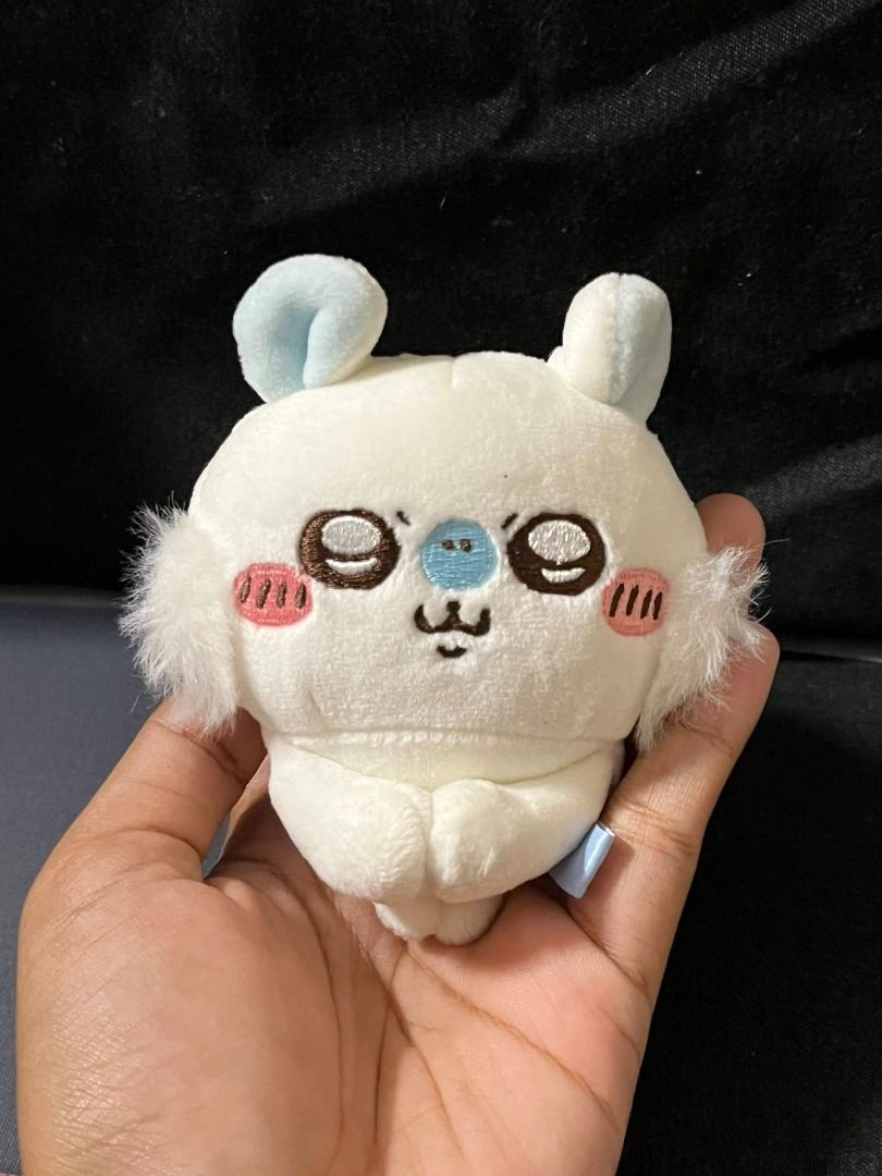 Chiikawa & Friends: Momonga Praying / Clapping Tenori palm size ...