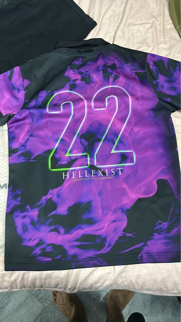 Clairvoyant (Category: Activewear) located in Georgetown. Submitted by rockybabyy (Listing ID 1379140366, Image 2). Description: Like new, worn once.