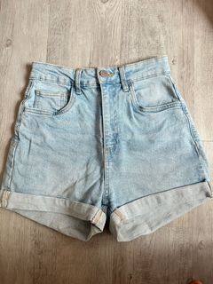 (Category: ) located in . Submitted by cheapitemsheres (Listing ID 1379324109, Image 1). Description: .