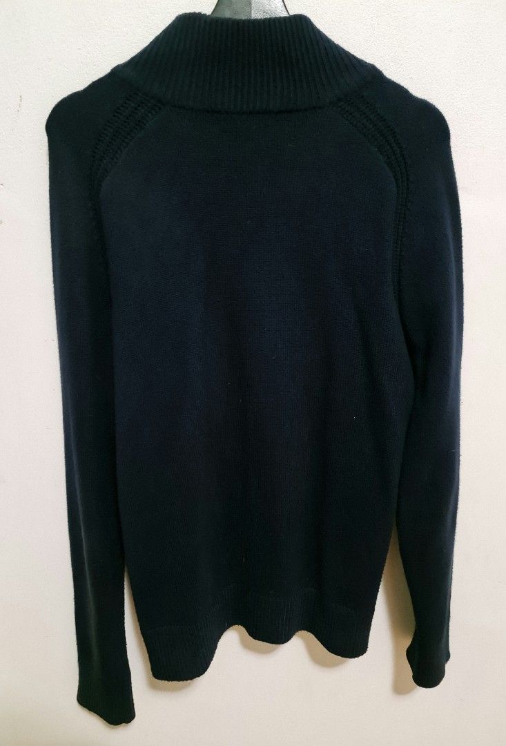 Country Road Zip-Up Knit Jumper(Size S) (Category: Women's Clothes) located in Sydney. Submitted by desirably (Listing ID 1379130235, Image 2). Description: Country Road Zip-Up Knit Jumper for $50. Men's Size S, and would fit Women's 12. Lightly worn&in wonderful condition. Relaxed fit chunky knit - cozy and versatile. Pick up from Marrickville. Pls feel free to check out my other listings..
