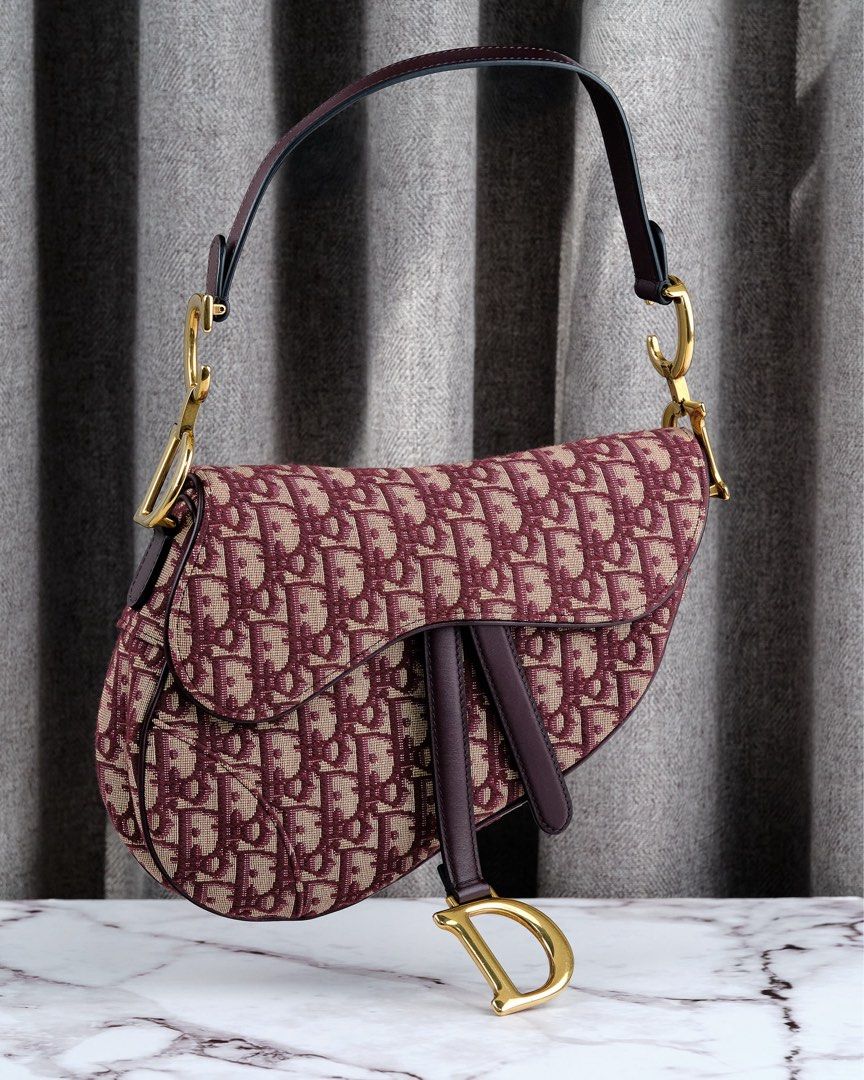 Dior trotter oblique small saddle bag (Category: Luxury Bags & Wallets) located in Angeles City. Submitted by rubies_ (Listing ID 1379164555, Image 1). Description: Good as new. With paper bag and authentication card. Negotiable.