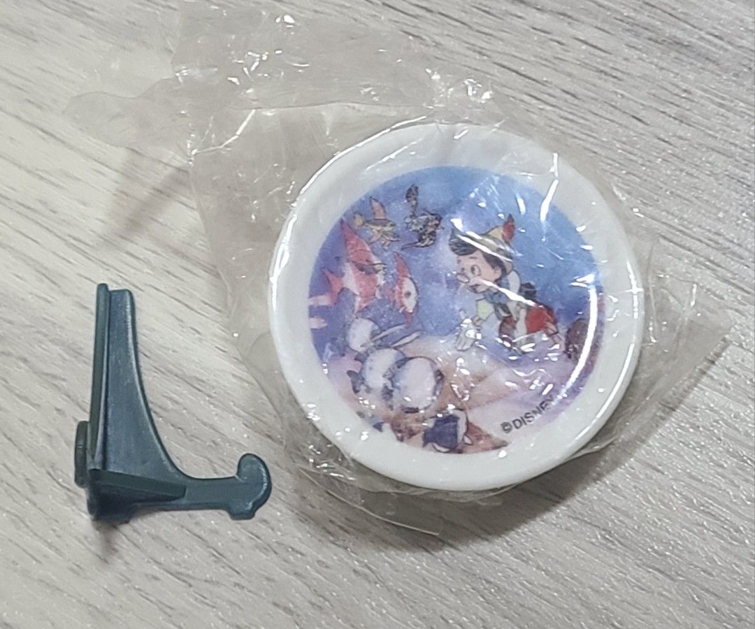 Disney Miniature Mugs and Plates - New (Category: Vintage Collectibles) located in Singapore. Submitted by snaux (Listing ID 1379308326, Image 3). Description: WTS Disney miniature mug and plates 𐙚$2.50 each! 𐙚BNIF 𐙚 pic 4-7 mug's back is the same as the image in pic 8! 𐙚the plates comes with a stand~ Mug : -Minnie ×3 -Tigger ×2 -Sebastian ×2 - Genie ×1 -Pluto ×1 -Simba ×1 -Pooh ×1 -Pooh & piglet ×1 -Simba & lion King ×1 Plate : -Pinocchio ×1