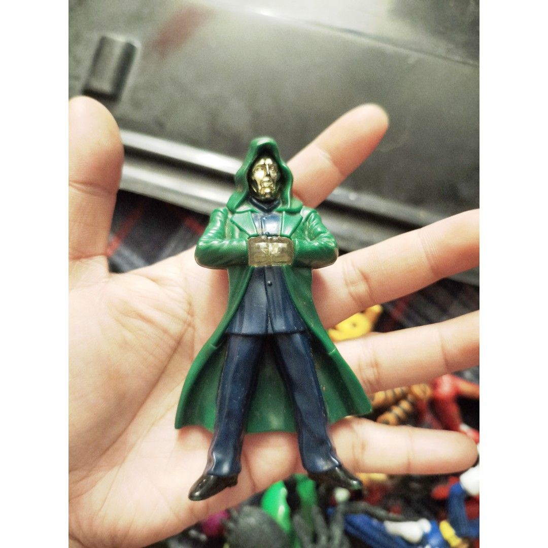 Dr. Doom Burger King happy meal toy (Category: Designer & Blind Box Toys) located in Pasig City. Submitted by ilovebarbie87 (Listing ID 1379320061, Image 1). Description: .