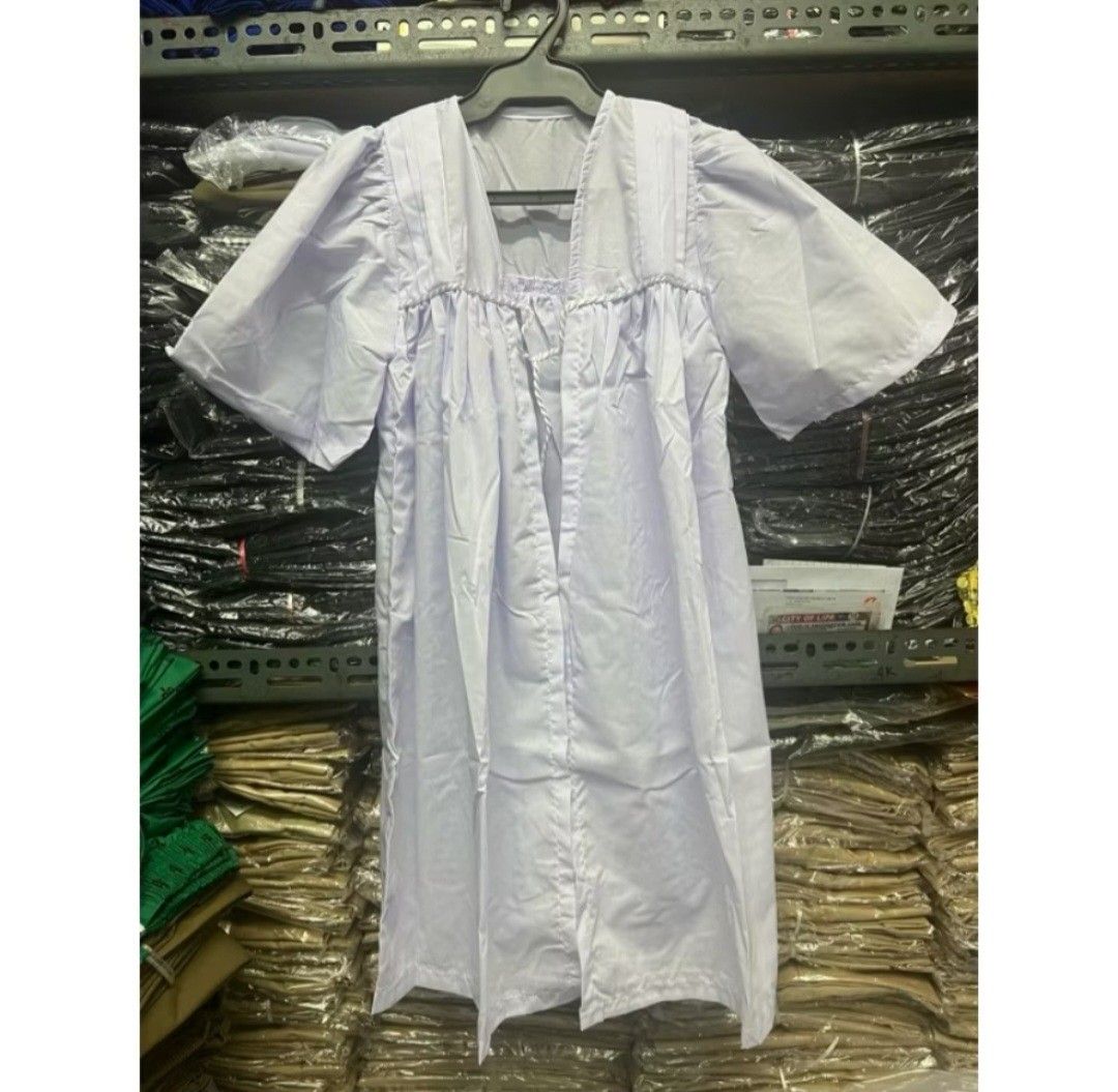 Elementary White Graduation Toga (Category: Sets or Coordinates) located in Bulacan. Submitted by _luffytaro (Listing ID 1379189451, Image 2). Description: - used ONCE for home photoshoot only - fits M-XL since maluwag yung toga (ref in photo) mop: gcash mod: j&t.