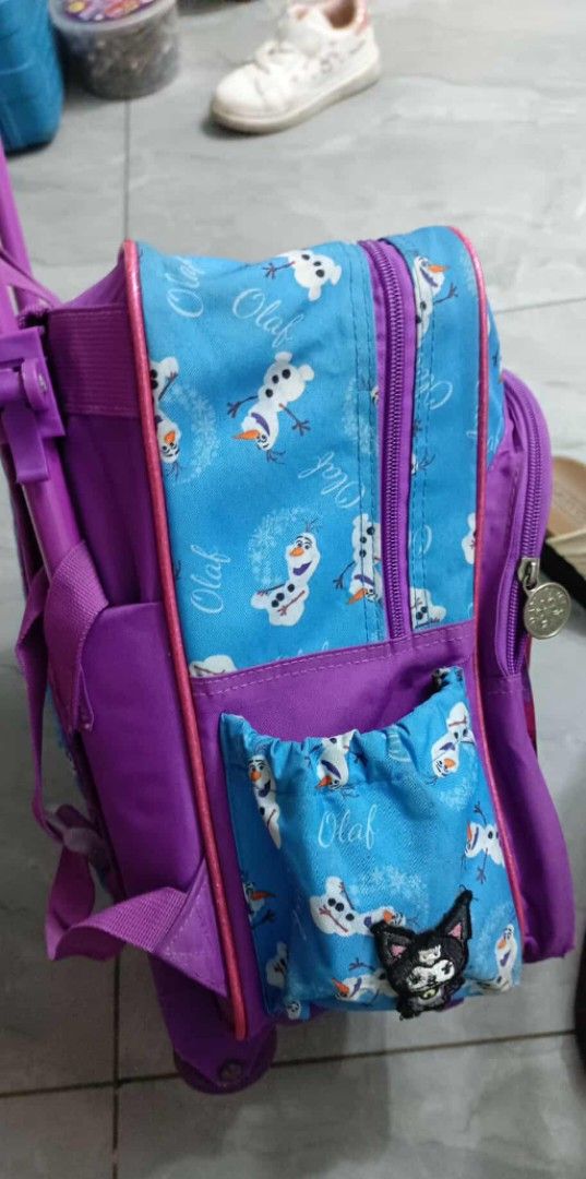 Frozen trolley bag (Category: Backpacks) located in Bulacan. Submitted by gratsy (Listing ID 1379135338, Image 2). Description: may butas sa side lagayan ng tubig pero na tahian na ng patch nsa photo.