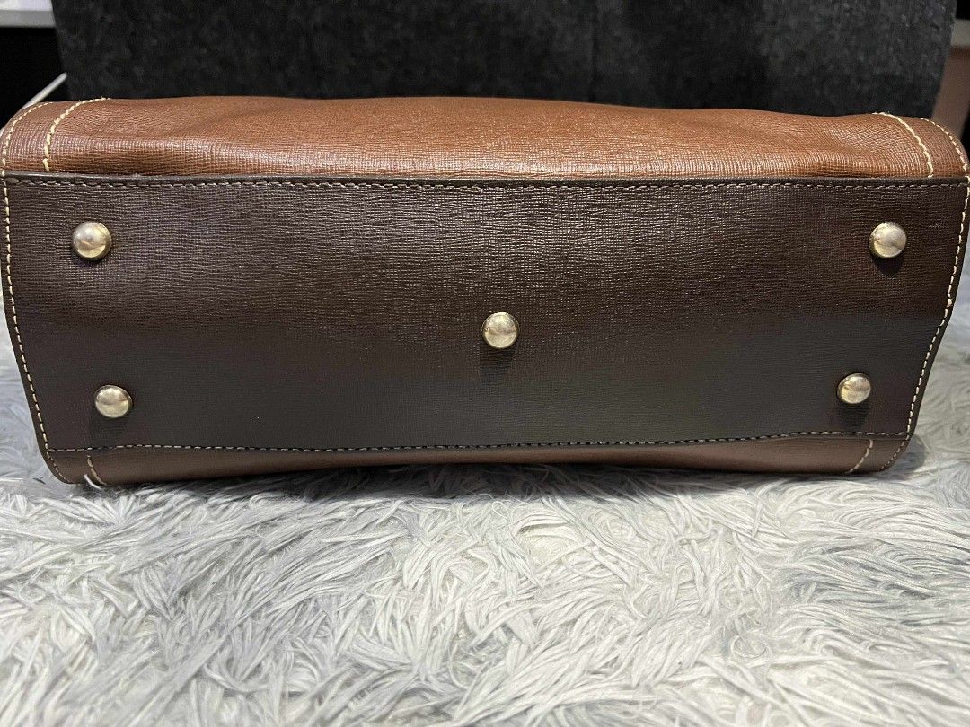 Original Furla (Category: Luxury Bags & Wallets) located in Manila. Submitted by hoardharder (Listing ID 1379310563, Image 3). Description: original price: 45,000.