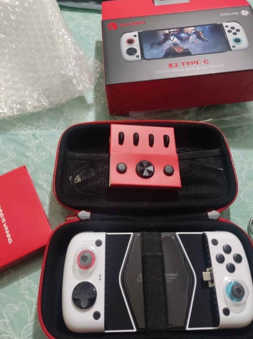 Gamesir X3 Pro type C (Category: Controllers) located in San Fernando. Submitted by migs25 (Listing ID 1379321097, Image 3). Description: Gamesir X3 Pro type C for sale, no issues..