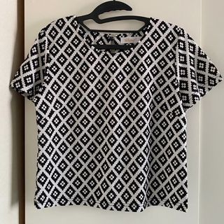 (Category: ) located in . Submitted by shopsundayx (Listing ID 1379177206, Image 1). Description: .