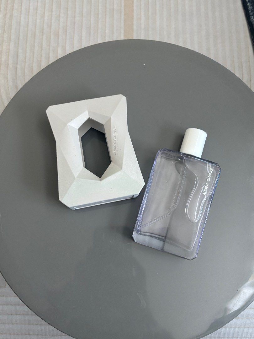 God Is A Woman Ariana Grande Perfume (Category: Fragrance & Deodorants) located in Quezon City. Submitted by risse_declutters (Listing ID 1379166315, Image 1). Description: Tester only.