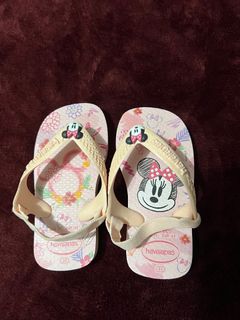 (Category: ) located in . Submitted by gladysmaeee (Listing ID 1379146785, Image 1). Description: .