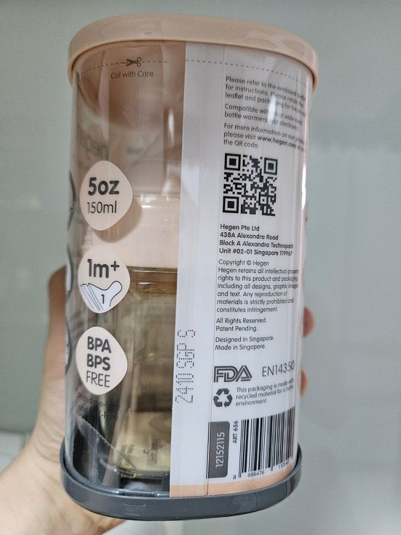 Hegen 5oz/150ml Baby Bottle (Category: Breastfeeding & Bottle Feeding) located in Singapore. Submitted by closerstepaway (Listing ID 1379198504, Image 2). Description: - New Hegen 5oz (150ml) baby bottle - BPA and BPS free - Suitable for babies 1 month and up - Comes in original packaging - Designed in Singapore.